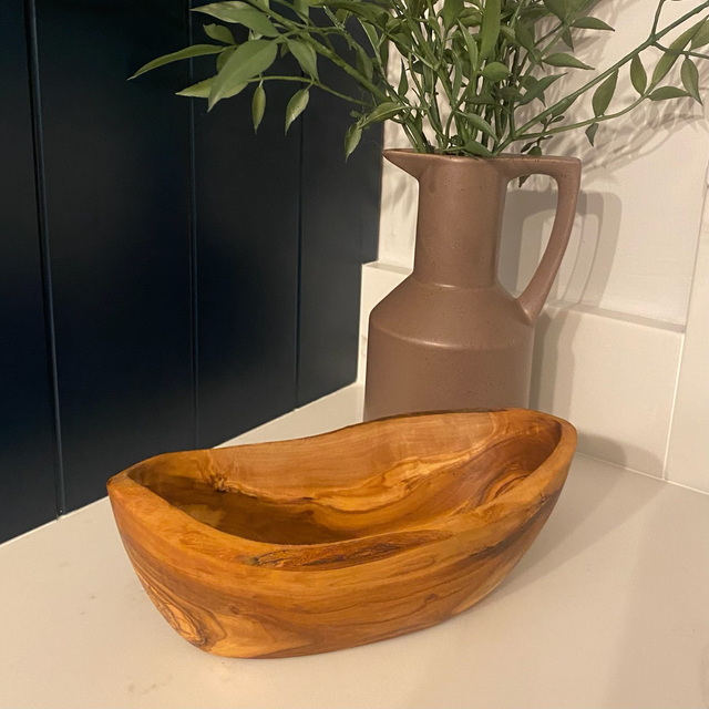 Olive Wood Oval Home Decor serving bowl 
