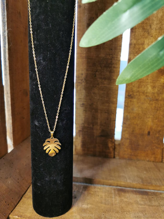 Collier feuille 