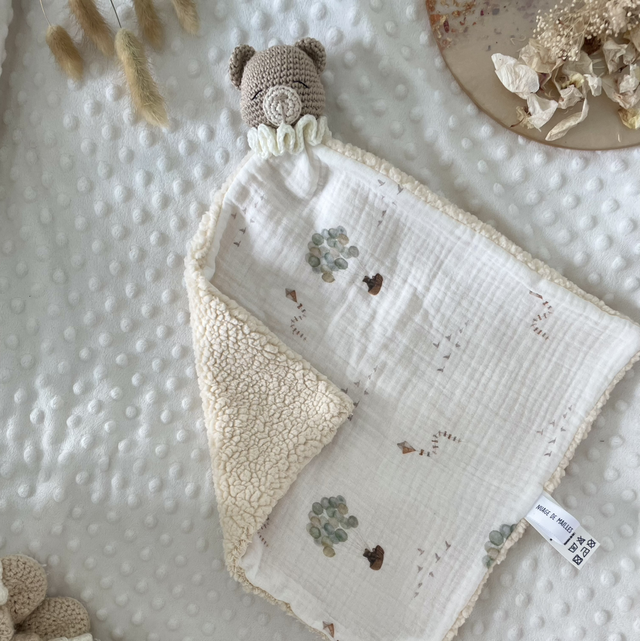 Milo, ourson tête beige foncé ballon 