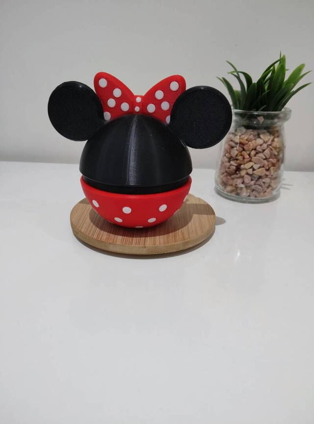 Minnie