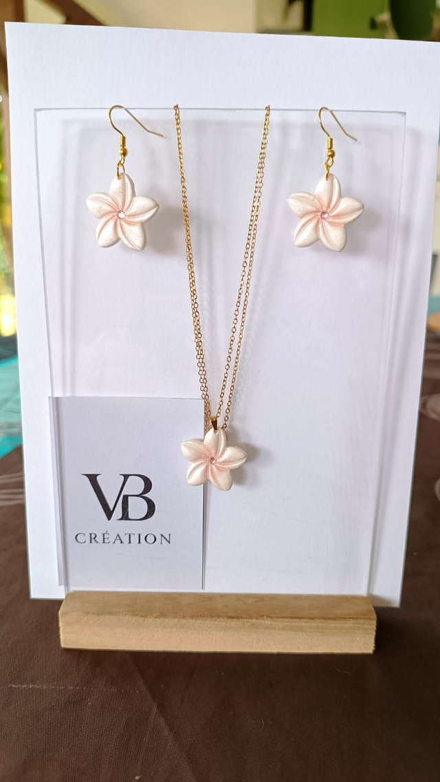 Parure Vaiana nacrée