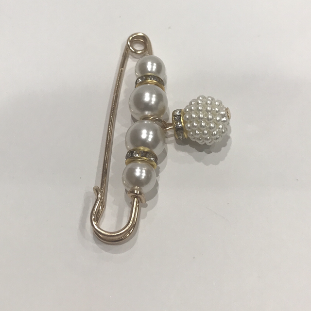 White Broach - WTB02