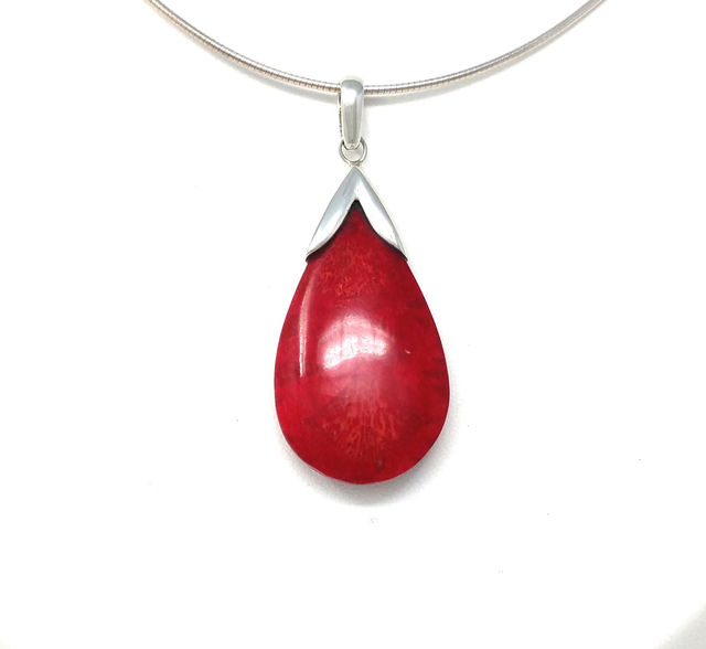 PENDENTIF GOUTTE DE CORAIL CERTIE ARGENT MASSIF PAR LE HAUT - VENDU SANS CHAINE - 3391