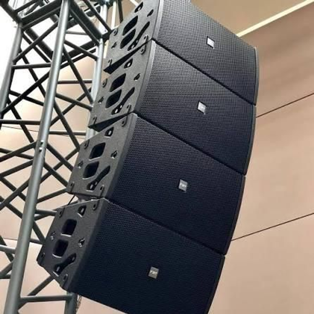 Impianto audio completo per concerti - Lline Array attivo 