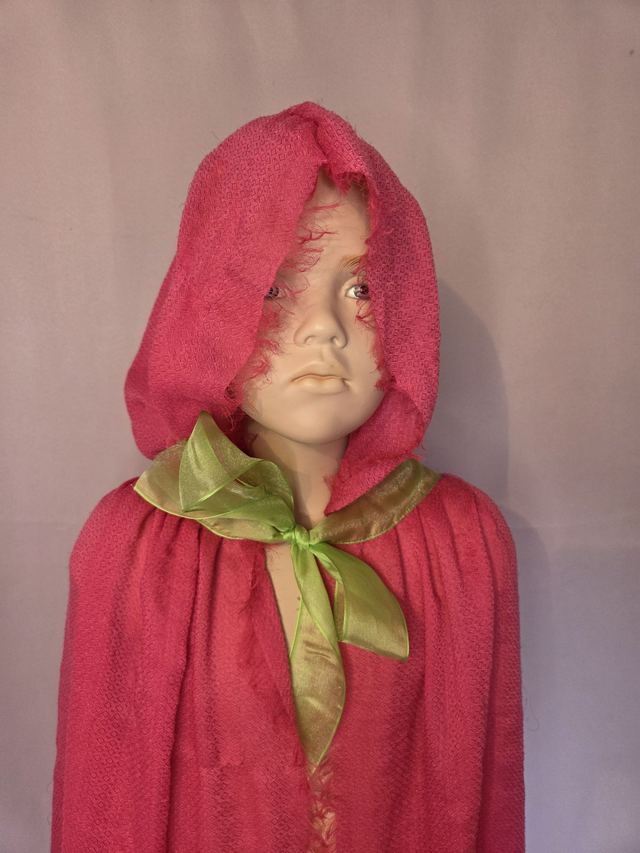 Cape de déguisement fushia à ruban vert