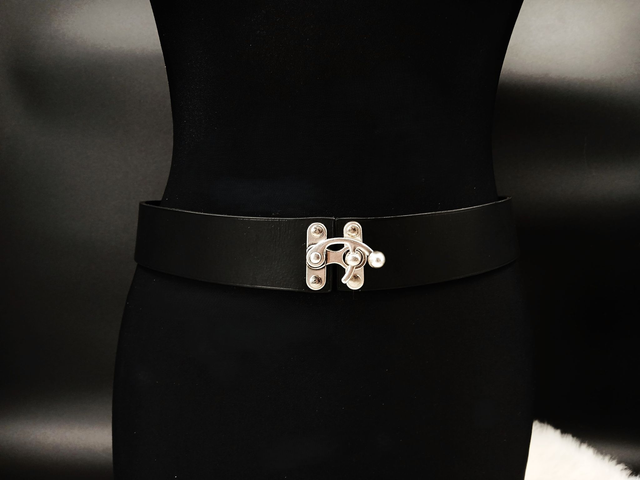 Lucy, ceinture de taille réglable en cuir