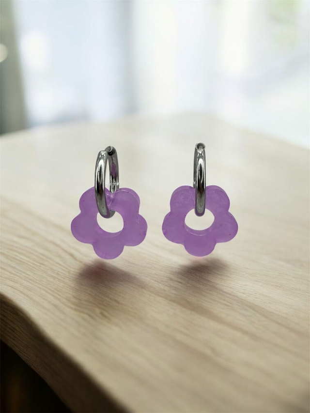 Boucles d'oreilles fleurs résine époxy