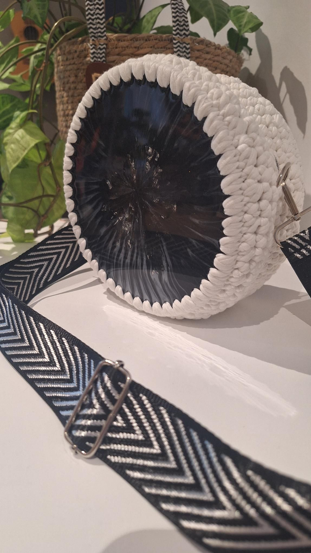 Sac résine noir et blanc