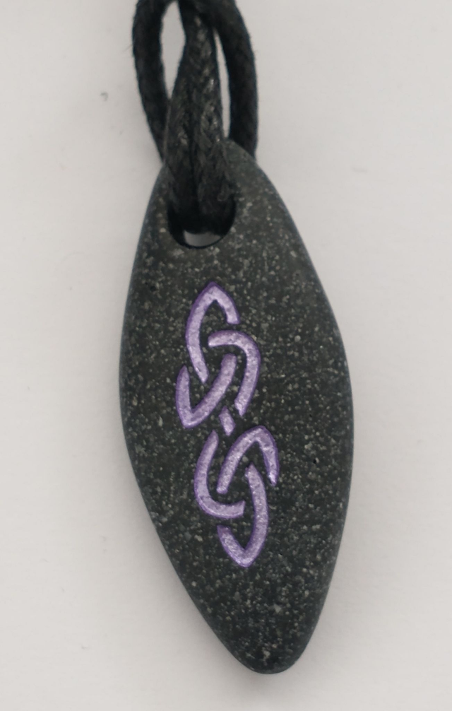 Pebble Pendant - Interlaced Drop (Amethyst)