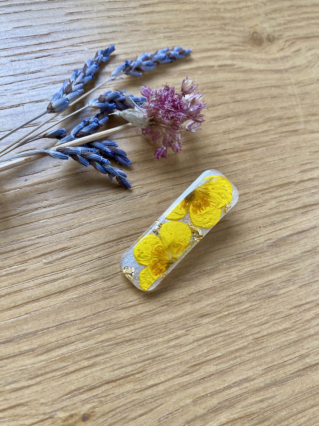 Barrette mini rectangulaire - bouton d'or