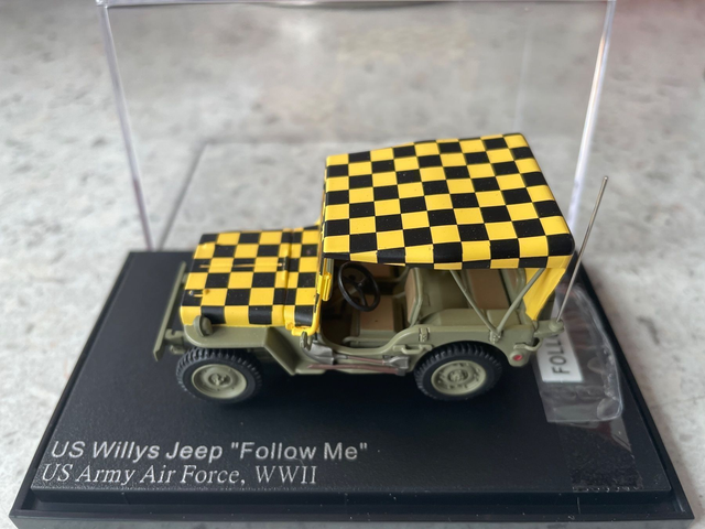 1/48 Willys Jeep Follow Me US Army Air Force
