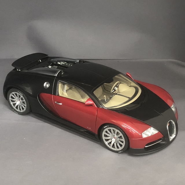 Bugatti EB 16.4 Veyron AUTOart 1:18