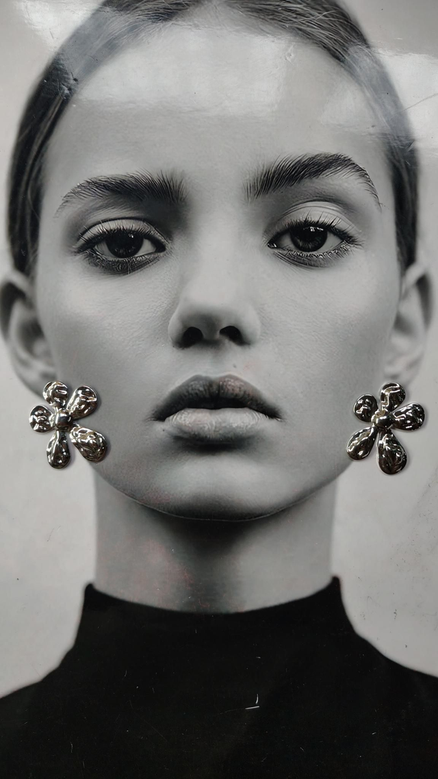 Orecchini a bottone fiore 