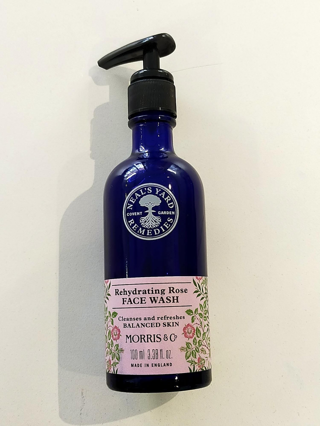Morris &amp; Co. X Rehydrating Rose Face Wash 100ml (Neals Yard) 10053