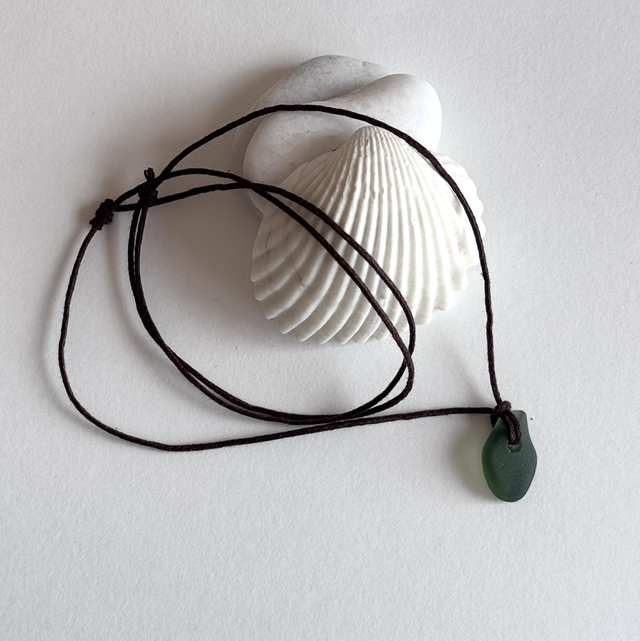 Collier Trésor marin cordon vert foncé