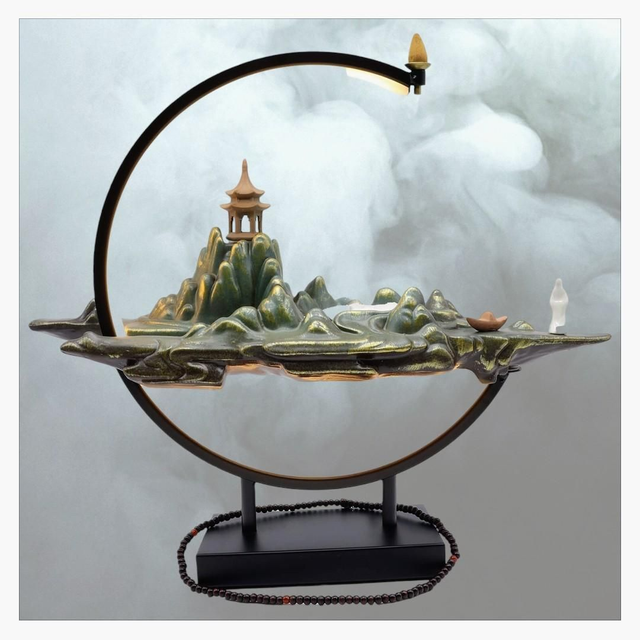 "Montagne de méditation LED" - Porte-encens Backflow 45 cm