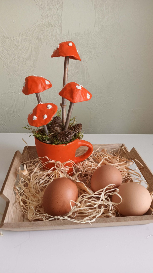 TASSE DE CHAMPIGNONS, en papier mâché, fait main, décoration ou cadeau unique, 22 cm de haut