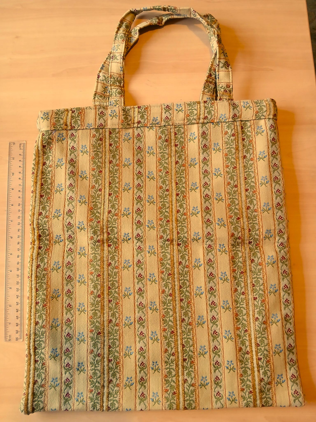 Jacquard floral stripes print tote bag fully lined with lined inner pocket