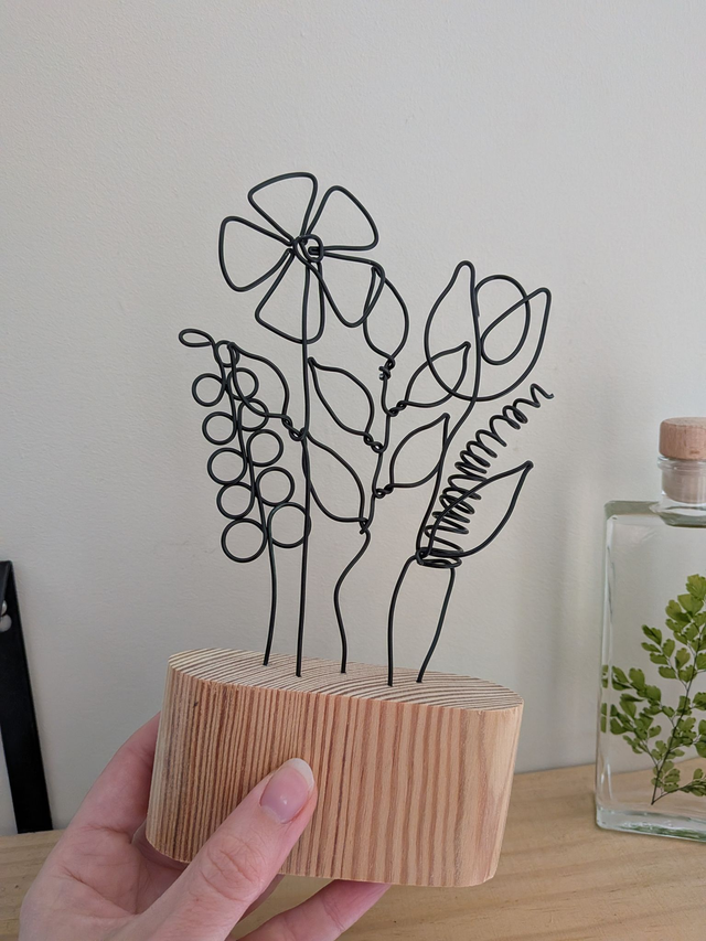 Composition florale - Socle bois