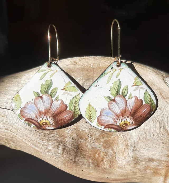 Boucles d'oreilles Gingko Blanches vertes et Mauves "Cosmos"