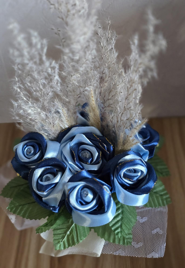 Bouquet fleur lumineuse bleu