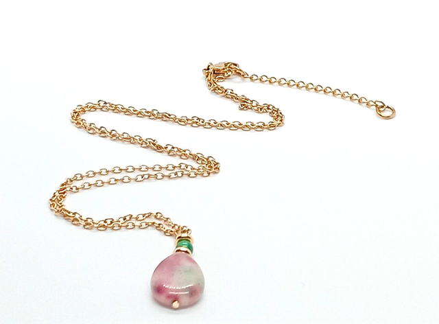 CIRCIUM Collier fait fait