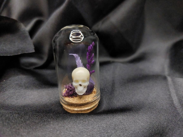 Mini-cloche crâne violet