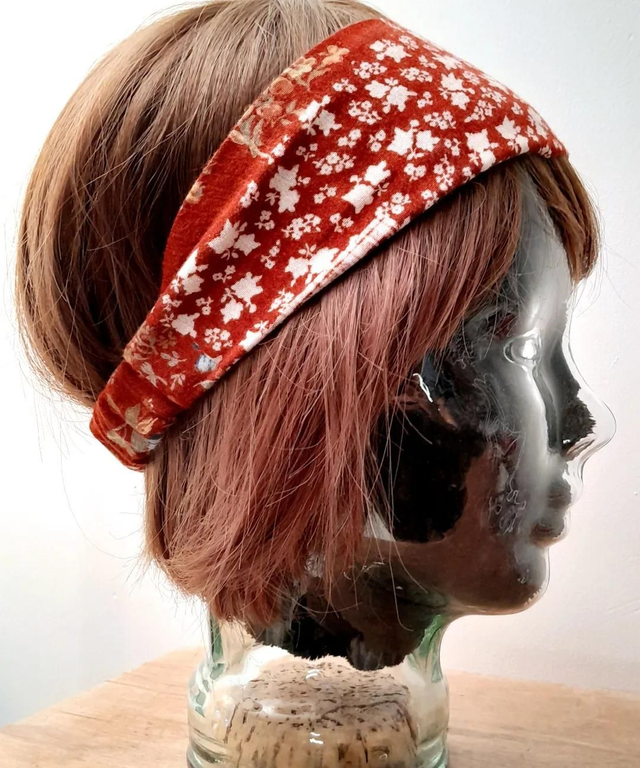 Bandeau plat rouge fleurs 