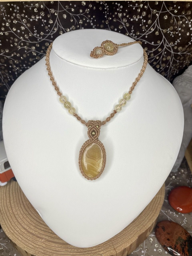 Collier Pendentif Aragonite et Citrine