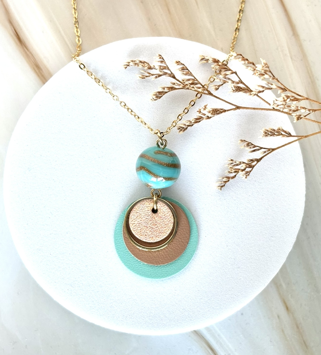 Collier DOUCEUR Doré à l’Or Cuir Aquatic Machiatto Iridescent Pink 