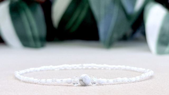 Bracelet | Howlite - Trio 1