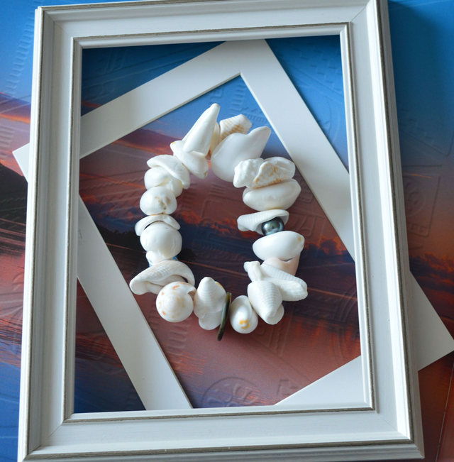 Bracelet coquillage blanc/crème - perle de Tahiti - élastiqué diamètre 5/5,5 cm