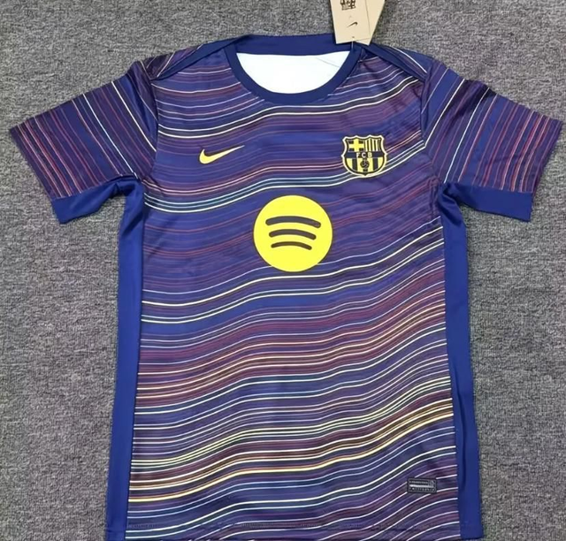 Camiseta Barcelona PRE-PARTIDO - Versión Fan - 25-26