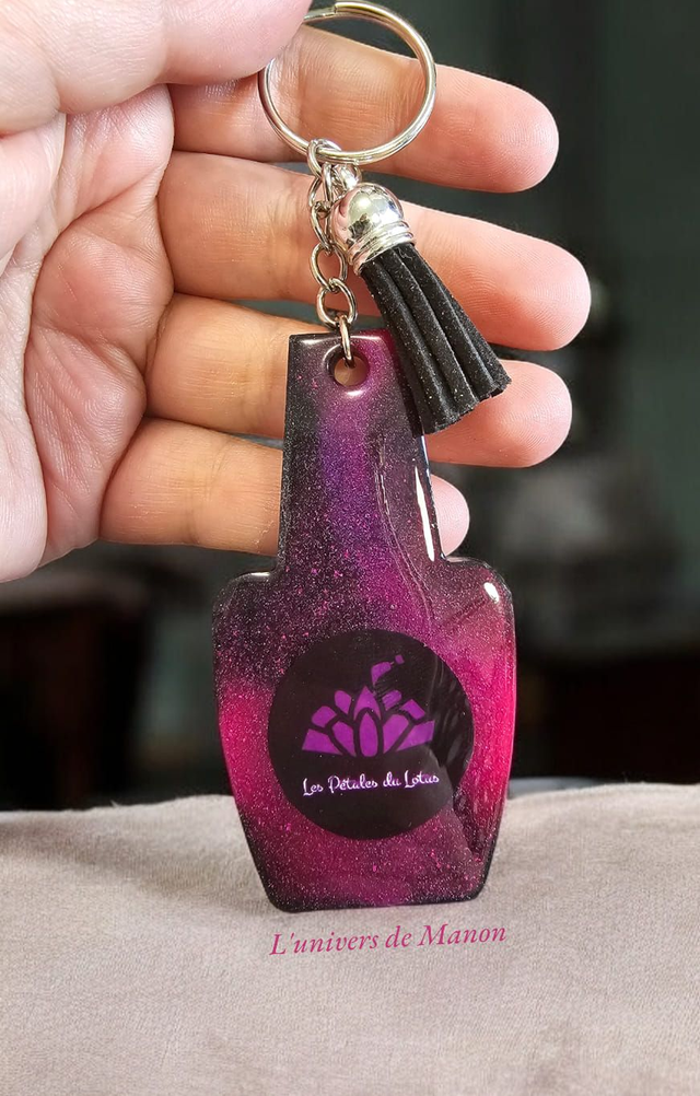 Porte clés vernis à ongles 
