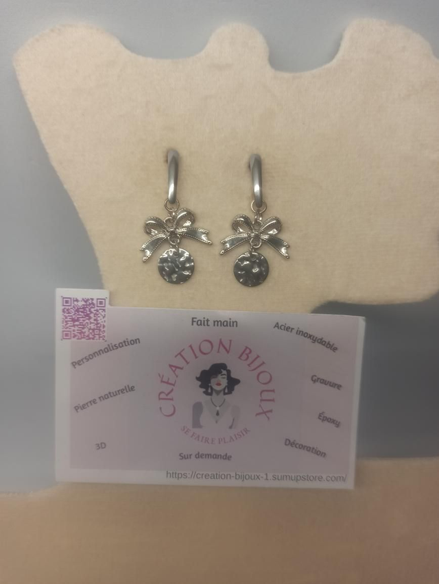 Boucle d'oreille noeud et rond 