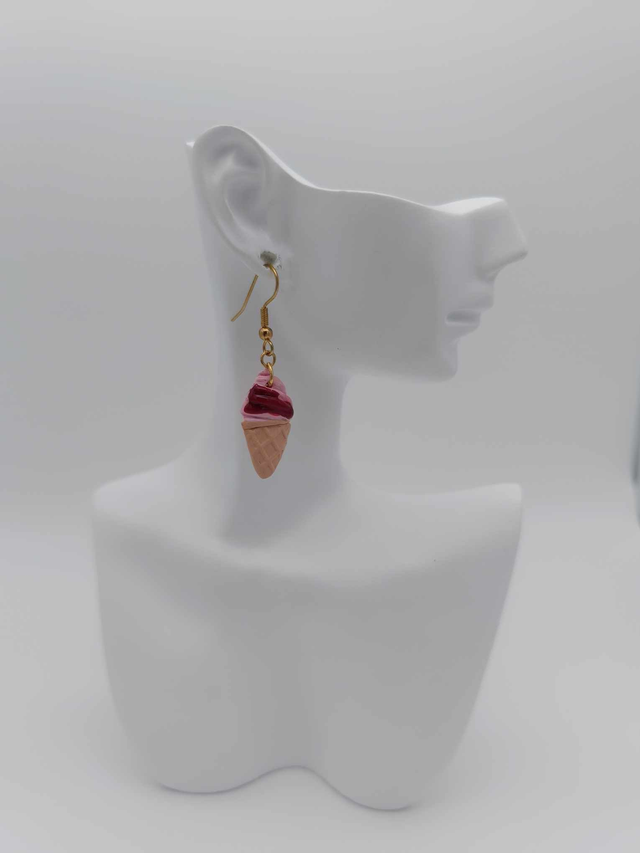Boucles d&#039;oreilles en porcelaine froide Cône de glace