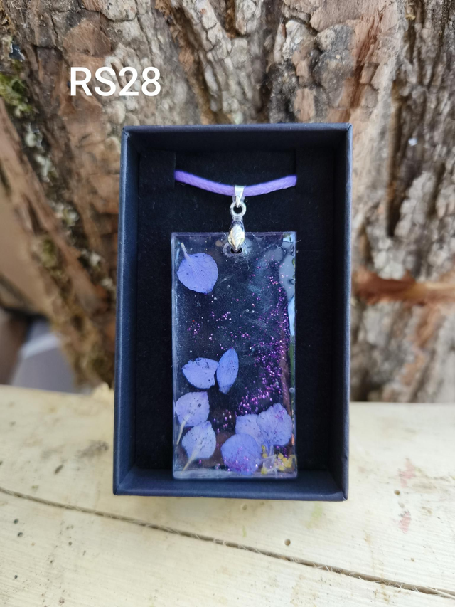 Collier RS28 violette 