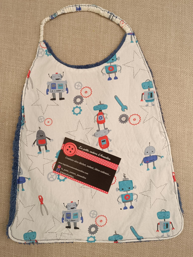 Bavoir élastique robots