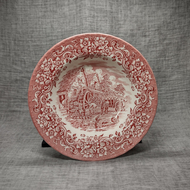 Royal Tudor Ware | Soepbord Diep  bord  (diameter 23,0 cm | hoogte 4,5 cm) ‘17th Century England’ motief in roze kleur | Vintage