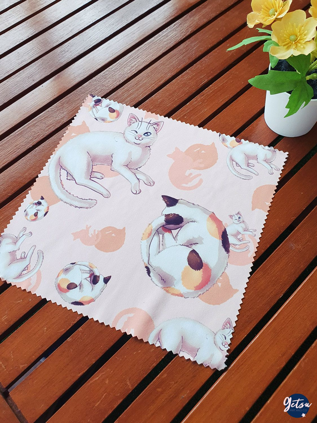 Essuie-lunettes chat blanc et calicot