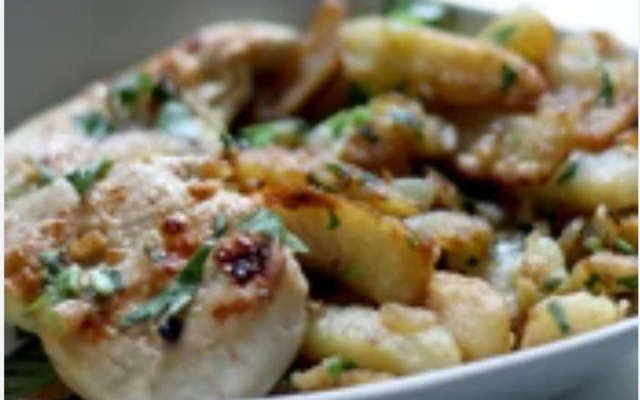D. BBQ chicken & Chunky Lyonnaise