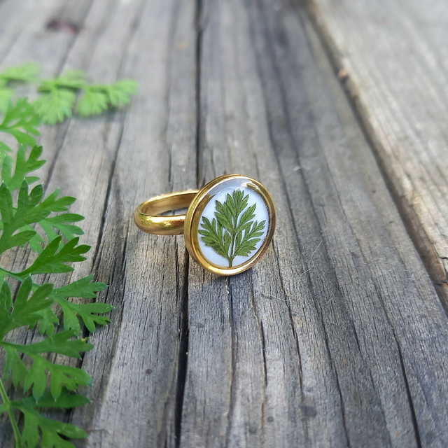 Bague dorée ◦ Vegetale