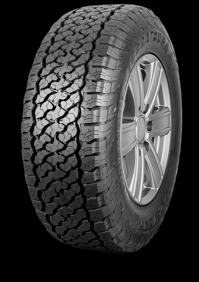 265 60 18 DAVANTI TERRATOURA A T 110T RWL raised white lettering