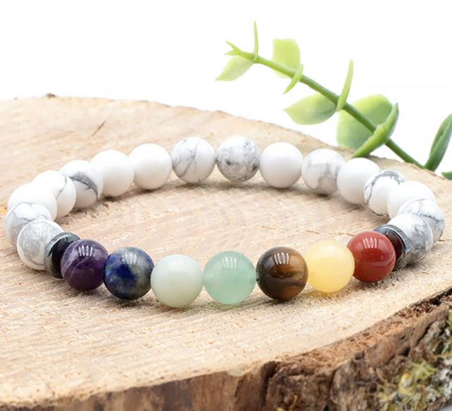 Bracelet 7 chakras et Howlite perles de 8mm
