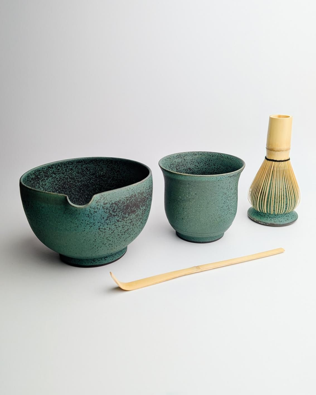 Zestaw z chasenem i chashaku "stara miedź"