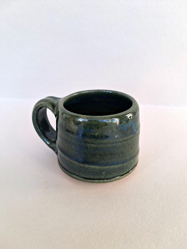 Small Green mug 1