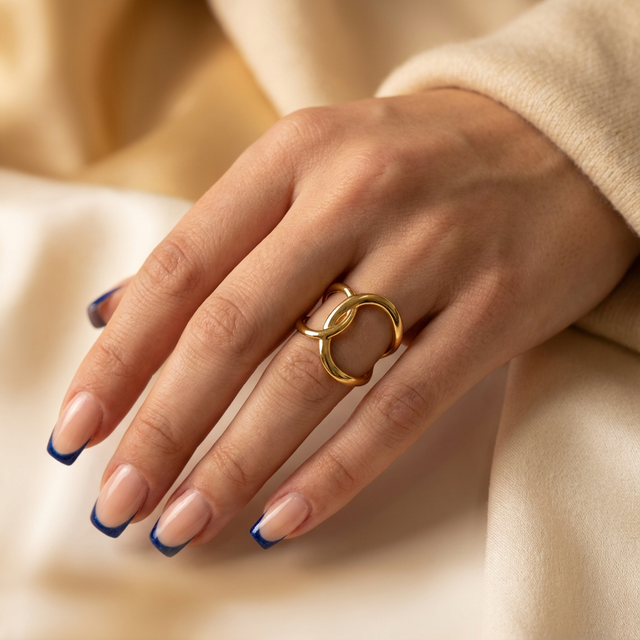 Ring Golden- Figurin