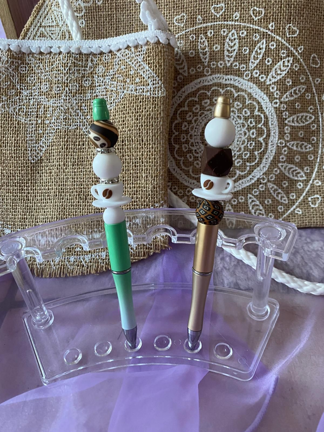Stylo perle silicone café doré 