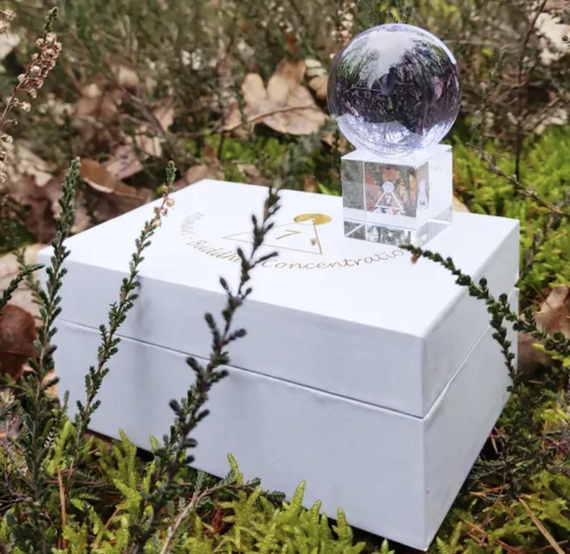 ABC Bol 4cm Incl. voetje en opbergdoos