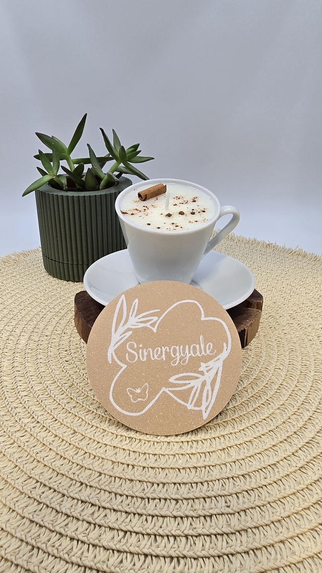 Vela en taza y plato - Canela